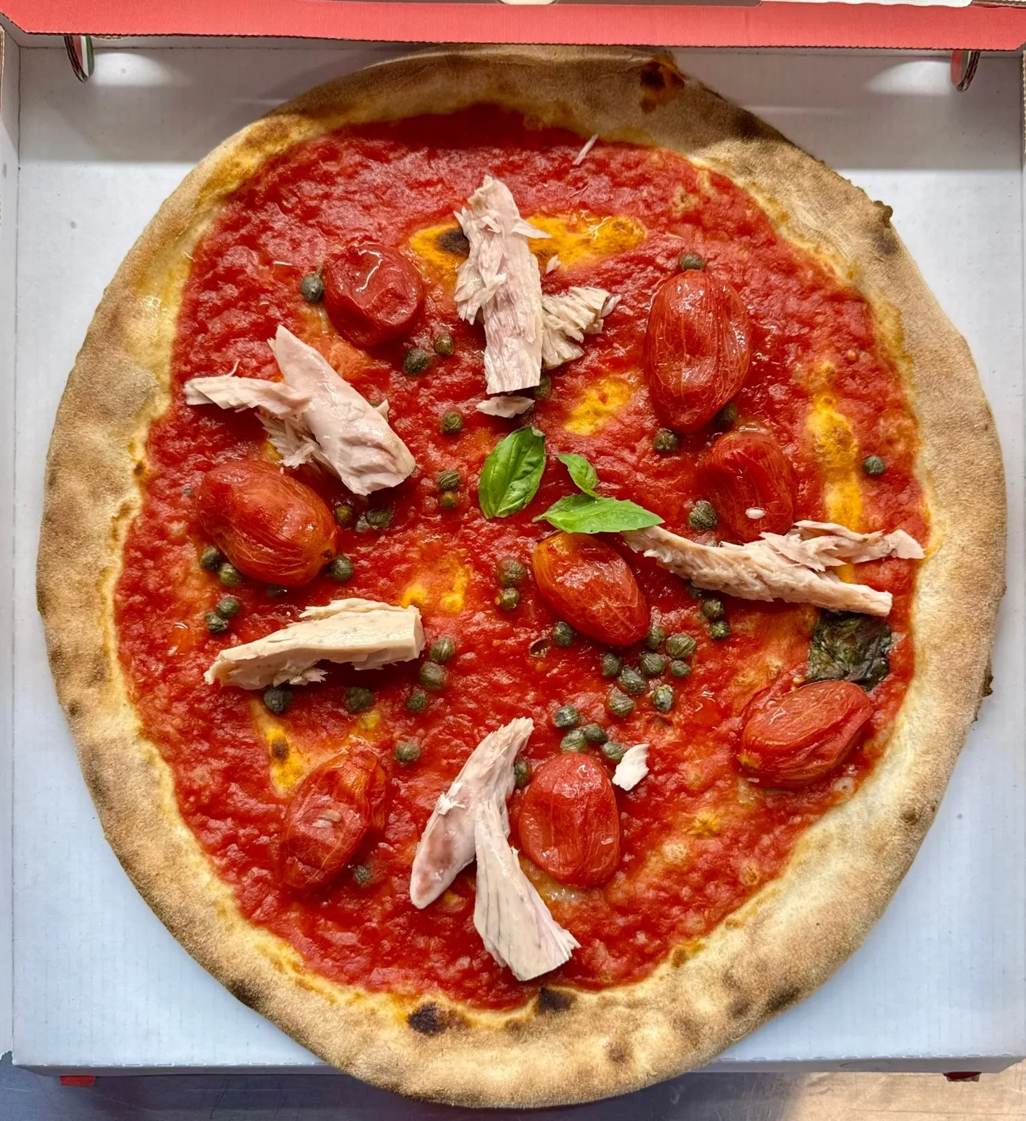 Pizza tonno capperi