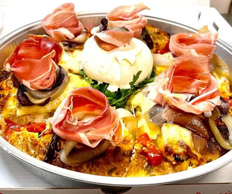 Teglia crudo burrata